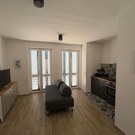 Apartment Near To Como - Donkey'S House Tavernerio Zewnętrze zdjęcie
